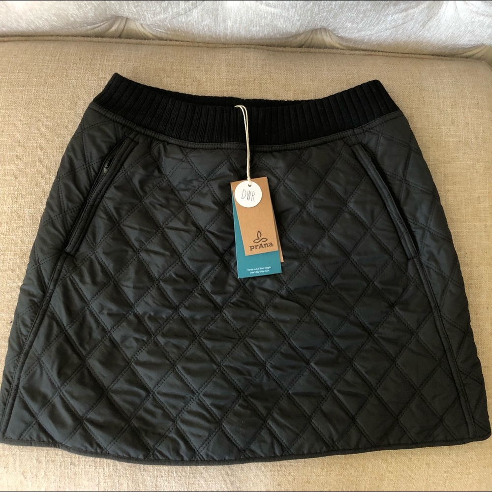 NEW with tags quilted prana skirt!!!